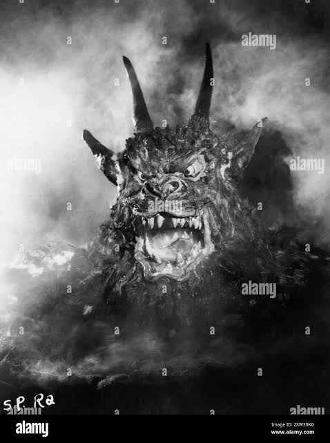 A scene from NIGHT OF THE DEMON aka CURSE OF THE DEMON 1957 Director  JACQUES TOURNEUR Story M.R. JAMES Screenplay CHARLES BENNETT and HAL E.  CHESTER Music CLIFTON PARKER A Sabre Film