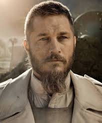 For fans mr Travla , Travis Fimmel Aka Ragner ❤👀🧜‍♀️
