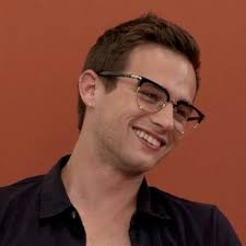 Brandon Flynn News (@brandonflynnews)