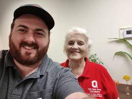 Free volunteer tomato plants available