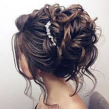 Ah, the eternal dilemma about how to do your hair for a wedding. 20 Wedding Hairstyles For Medium Length Hair Medium