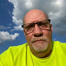 2009 Mustang exterior fuse box diagram needed