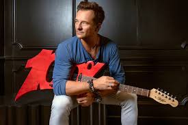 Johnny hallyday 's and sylvie vartan 's son, david hallyday is a french rock singer. File David Hallyday 2 Jpg Wikimedia Commons