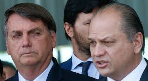 He is a federal deputy and former mayor of maringá. Quem E Ricardo Barros Lider Do Governo Citado Em Rolo Da Covaxin Noticias R7 Brasil