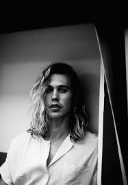 It S All About The Hair Photo Austin Butler Long Hair Styles Men Dj Steve Aoki