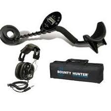 The bounty hunter discovery 2200 metal detector makes looking for lost valuables and hidden treasures both easy and fun. 41 Gold Finder Ideas Metal Detector Detector Metal Detecting