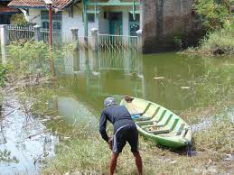 Foto situasi bendungan di kabupaten bandung barat itu pun viral di media sosial dan dikomentari netizen. Terowongan Di Curug Jompong Kurangi Banjir Di Dayeuhkolot