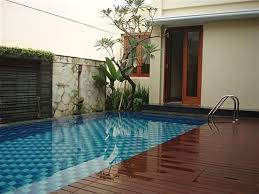 Contoh Kolam Renang Minimalis Belakang Rumah Di 2020 Rumah Indah Kolam Renang Rumah Minimalis