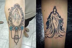25 Lindas Tatuagens De Iemanja Desenhos E Fotos Desenhos populares de tatuagens de anjos. 25 lindas tatuagens de iemanja