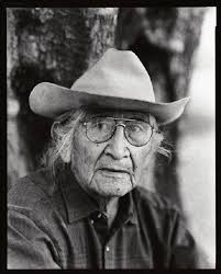 We Walk in Beauty: A Book of Native American Photographs & Words, Gary  Auerbach