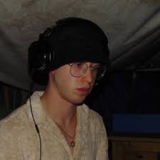 Stream Dan Free music