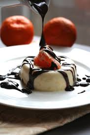 Clementine Panna Cotta With Chocolate Sauce A Creamy Custard With Citrus Flavor And Covered I Sugar Free Recipes Desserts Dessert Recipes Sugar Free Desserts