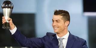 Ronaldo mindent vitt: a portugál focista negyedszer az Év játékosa