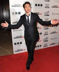 Robert Downey Jr Wiki Height Weight Shoe Size Age Stats Robert Downey Jr Downey Junior Downey