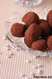 Recette De Truffes Au Chocolat Noir La Recette Facile Truffes Au Chocolat Recette Truffe Chocolat Truffe Recette