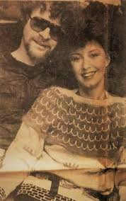 Sandi kapelson age jeff preferred rock. Jeff And His Second Wife Sandi Electric Light Orchestra Jeff Lynne En 2019