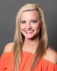 Alison Squire's Instagram, Twitter & Facebook