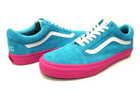 Jedes der vier modelle weist auf dem einen hacken ein golf und auf dem anderen ein wang branding auf, das sich auf der zunge wiederfindet. Ø¥ÙŠÙØ§Ø¯ Ø£Ø¬ÙˆÙ Ø¥Ù„Ù‰ Ø§Ù„Ø£Ø¨Ø¯ Vans Old Skool Syndicate Golf Wang Cabuildingbridges Org