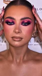 2025 is all about color 🎨, and we're here for it 🙌. Bright, bold, and  creative makeup looks are taking center stage 🔥. Who's ready to try  something new and experiment with