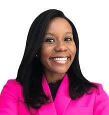 Maryanne Adams's Instagram, Twitter & Facebook