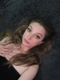 I recently lost a bunch of weight and I feel like it makes me look way  older than I am. So lay it