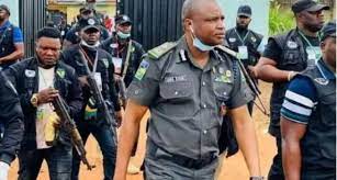 Jun 10, 2021 · their most celebrated crime buster, dcp abba kyari, has been deployed in the southeast, including assorted military hardware, in a desperate bid to subdue the igbo. 8wluahggbemkim