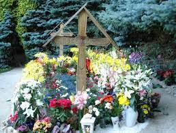 Mormântul cald de la prislop. Mormantul Parintelui Arsenie Boca Prislop Crestinortodox Ro