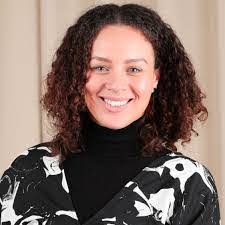 Tara Sprague's Instagram, Twitter & Facebook