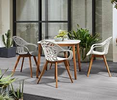 Sitzmobel Mit Stil Ein Eleganter Hingucker Und Eine Bequeme Sitzgelegenheit Der Uv Und Witterungsbestandige Stuhl Mac Gartentisch Stuhle Sitzgelegenheiten