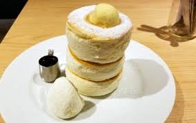 Fluffy Japanese Pancakes Find These Fluffy Hot Cakes Easy Recipe Easy Cake Recipes Japanese Pancake Pancake Mix Uses