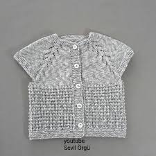 Kimi anneler cepli erkek bebeği modellerine odaklanırken, kimileri de desenli bebek yelekleri ile daha. Bebek Yelek Modelleri 40 Adet Anlatimli