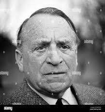 Deutscher Schauspieler Robert Meyn in Hamburg, Deutschland 1960er Jahre.  German actor Robert Meyn at Hamburg, Germany 1960s Stock Photo