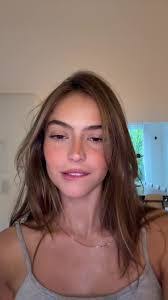 Juanita Box's Instagram, Twitter & Facebook