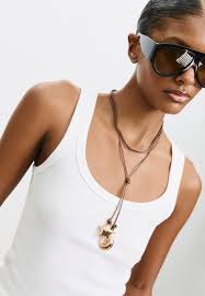 Kalung tali bulan dan bintang