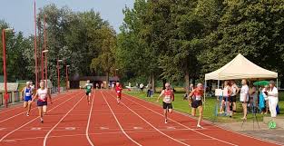 Endlauf auf der 100 m bahn. Fotos 2020 Lav Zevenlav Zeven