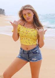 Brooke's zipset stunning babes at HottyStop.com