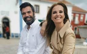 #cristina ferreira #tvi #portugal #lmfao. Autor Da Nova Novela Da Tvi Partilha Foto Com Cristina Ferreira E Lanca Farpa Aos Criticos