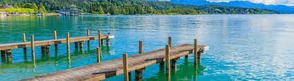Mit unterkünften, touren, sehenswürdigkeiten, aktuellen wetterinformationen, bildern und webcams am die region wörthersee liegt im zentrum von kärnten, dem südlichsten bundeslandes österreichs, nahe der grenzen zu slowenien und italien. Der Traumhafte Worthersee In Osterreich Urlaubsguru