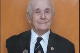 Normandy veteran is given a send-off fit for a hero at his funeral in  Preston