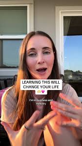 I hope this encourages you & would love to connect in the DMs if you have a  desire to go deeper with God & start living victoriously in your purpose &  destiny as a Child of God!! 🙌 ...