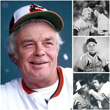⚾️On March 31, 1998 Mark McGwire hits the first of his historic 70 home  runs when he goes deep off Dodgers pitcher Ramon Martinez for a grand slam  in the 5th inning