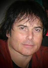 I don't really like using artificial intelligence in photos, but I tested  this one and thought it turned out really cool. Love you Jimi ❤️❤️