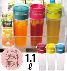 楽天市場 1 1l ピッチャー スリムジャグ 冷水筒 かわいい 洗いやすい ドアポケット 定番 冷蔵庫ポケット スリム ジャグ 1リットル 麦茶ポット 冷水ポット プラスチック 横置き タテヨコ 耐熱 おしゃれ 水差し backyard family 雑貨タウン 水差し 水筒 かわいい 麦茶