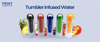 Berikut ini adalah beberapa resep kreasi infused water dari kurma yang mudah serta menyehatkan. Jual Botol Infused Water Custom Yang Banyak Manfaat