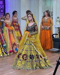 Kashee S Beauty Parlour On Instagram Kashee S 50 Thousand Bridal Dress Show On Ary Good Morning Pakistan Hurry Up This Offer Is Bridal Dresses Bridal Beauty