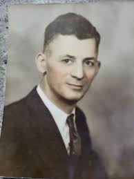 Does anyone know what kind of cabinet this is. Who made it, when it was  made, why, how, what and where