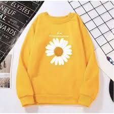 Pesona bunga matahari dengan keceriaan warnanya memang memberikan hasil gambar terbaik tetapi pengunjung perlu peka warna baju supaya hasilnya lebih cantik, katanya. Sweater Wanita One Daisy Sweater Bunga Bunga Matahari Sweater Sweater Wanita Shopee Indonesia