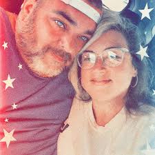 Cabelas Deluxe Shooting Bench. $139.99