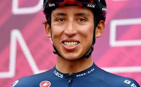 Caleb Ewan powers to Giro d'Italia stage win as Mikel Landa crashes out