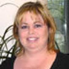 Laurie Solano's Instagram, Twitter & Facebook